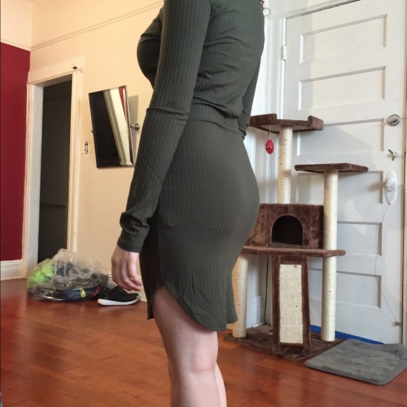 NWT olive green cutout dress - Picture 6 of 6